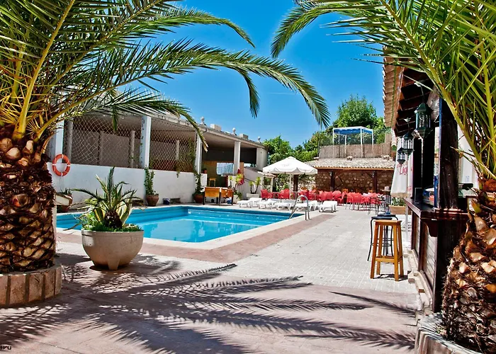 Hotel Balcon De Cazorla