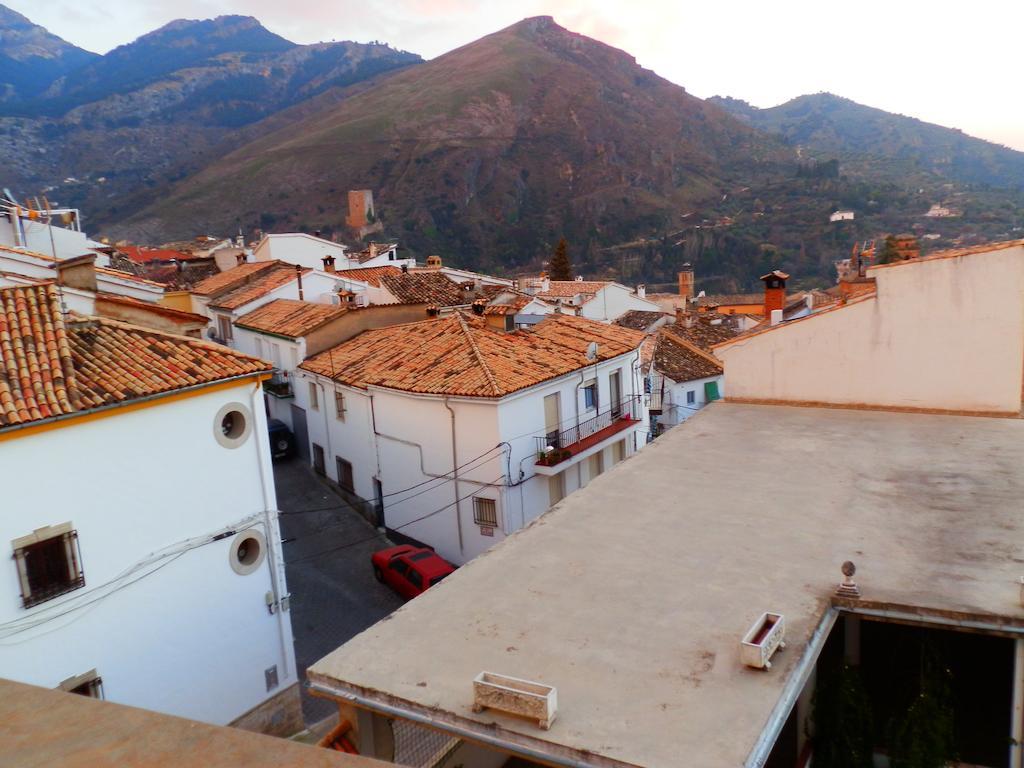 Hotel Balcón De 3*